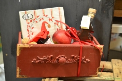 Schublade als Geschenkkorb